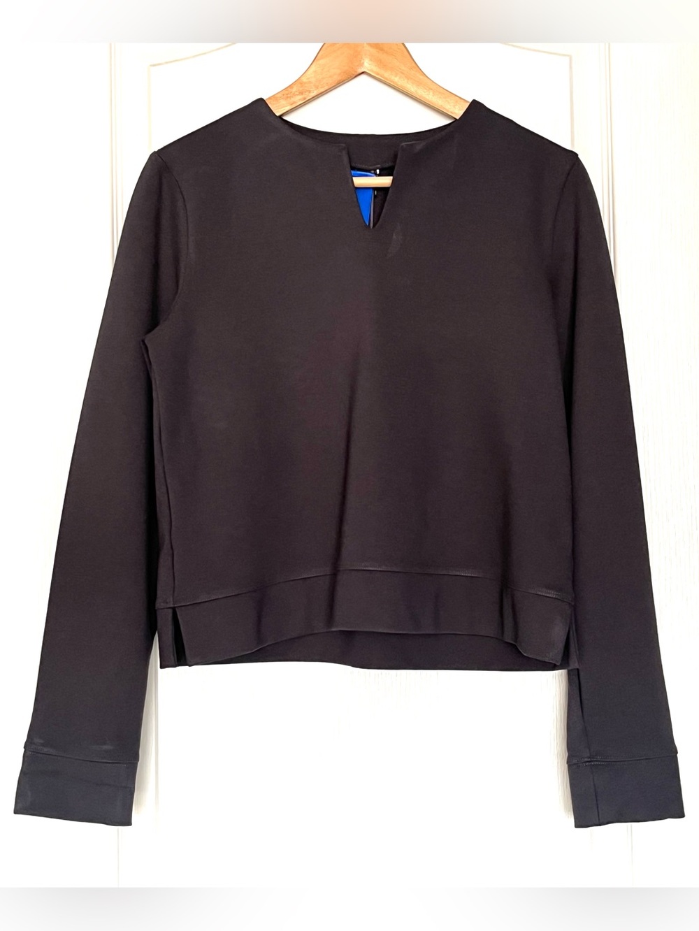 Kit and Ace Serenity Split Neck Pullover Charcoal Sweatshirt Size S Ponte Knit
